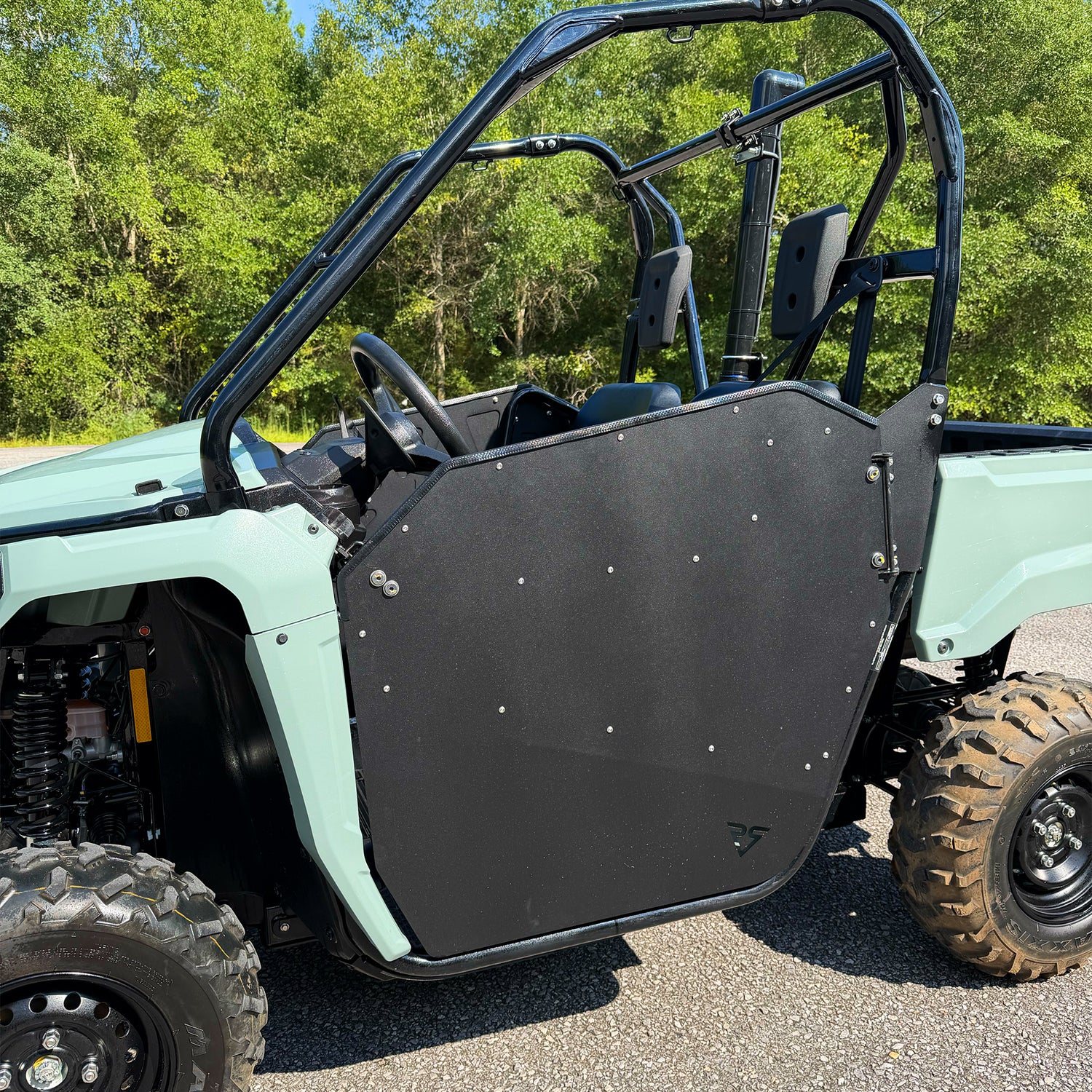 High door option for Honda Pioneer 500 and 520 metal doors
